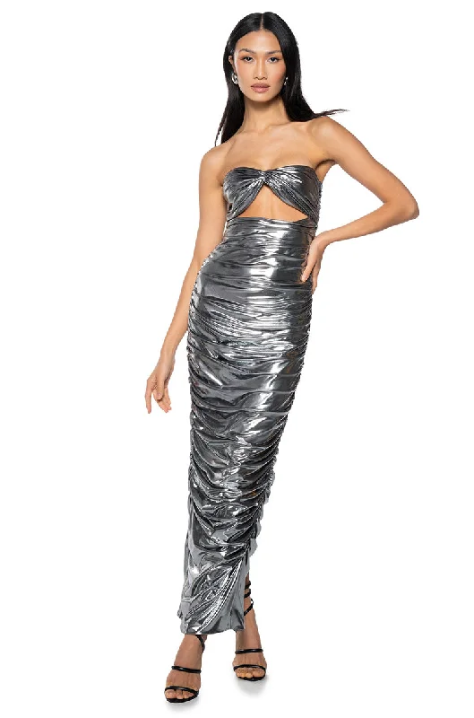BENNIE METALLIC CUT OUT MAXI DRESS Cozy Longline Maxi Dress