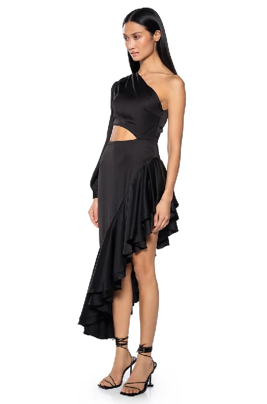 CHA CHA HIGH LOW CUTOUT MAXI DRESS IN BLACK Cozy Knitted Maxi Dress