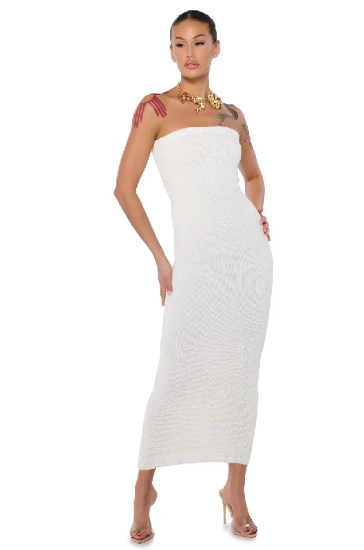 CINCH ME IN KNIT TUBE MAXI DRESS Stylish Boho Chic Maxi Dress