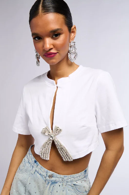 ALWAYS FRESH EMBELLISHED T SHIRT IN WHITE Relaxed Fit Short Blouse