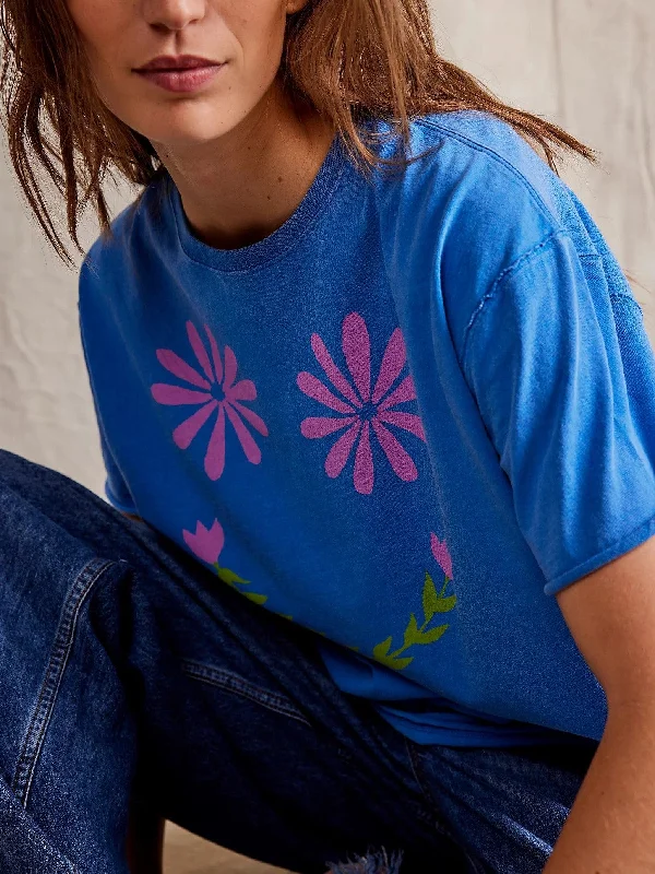 Sunshine Smiles Tee Modern Contemporary Chic