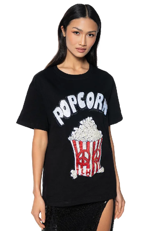 ON THE BIG SCREEN GRAPHIC T SHIRT Modern Short Sleeve Top