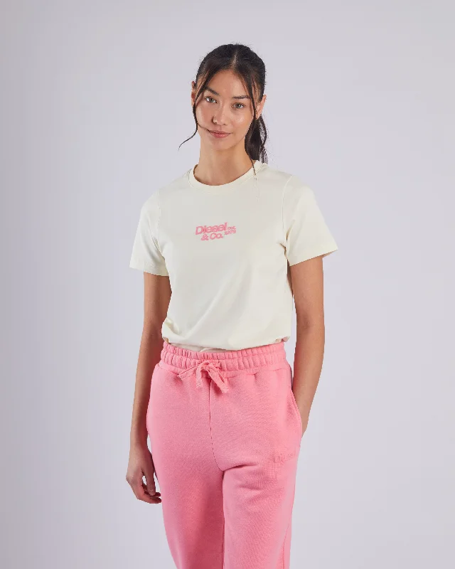 Marva Tee Creme Fleece Nylon Spandex