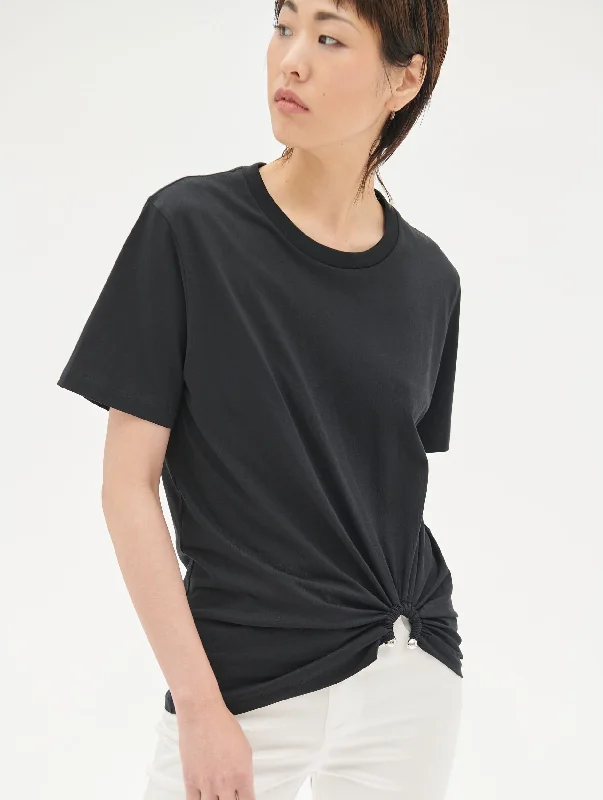Tee-shirt en jersey de coton noir détail bijou Casual Cotton Short Shirt