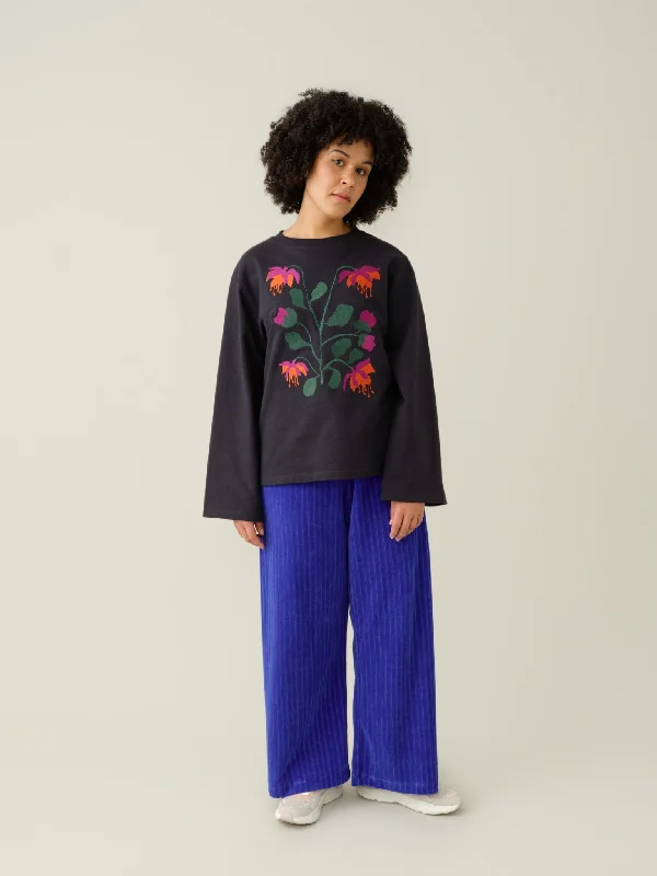 Women's Botania Embroidery Sweatshirt Black Hoodie with Emblem Brand Identity