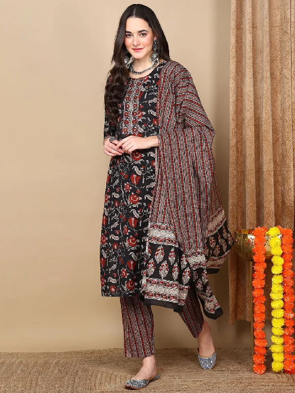 Women Black Rayon Blend Floral Printed Straight Kurta Trousers With Dupatta Trousers Brand Named Women Black Rayon Blend Floral Printed Straight Kurta Trousers With Dupatta Trousers Brand Named